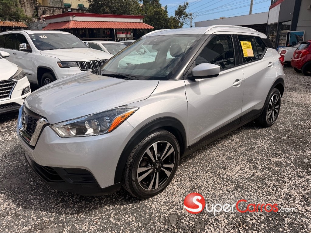 2020 Nissan Kicks SV — foto 2 / 12