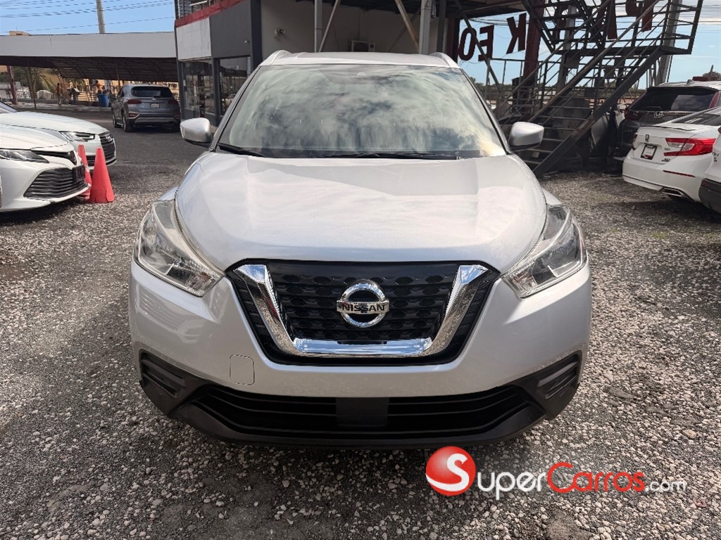 2020 Nissan Kicks SV — foto 6 / 12