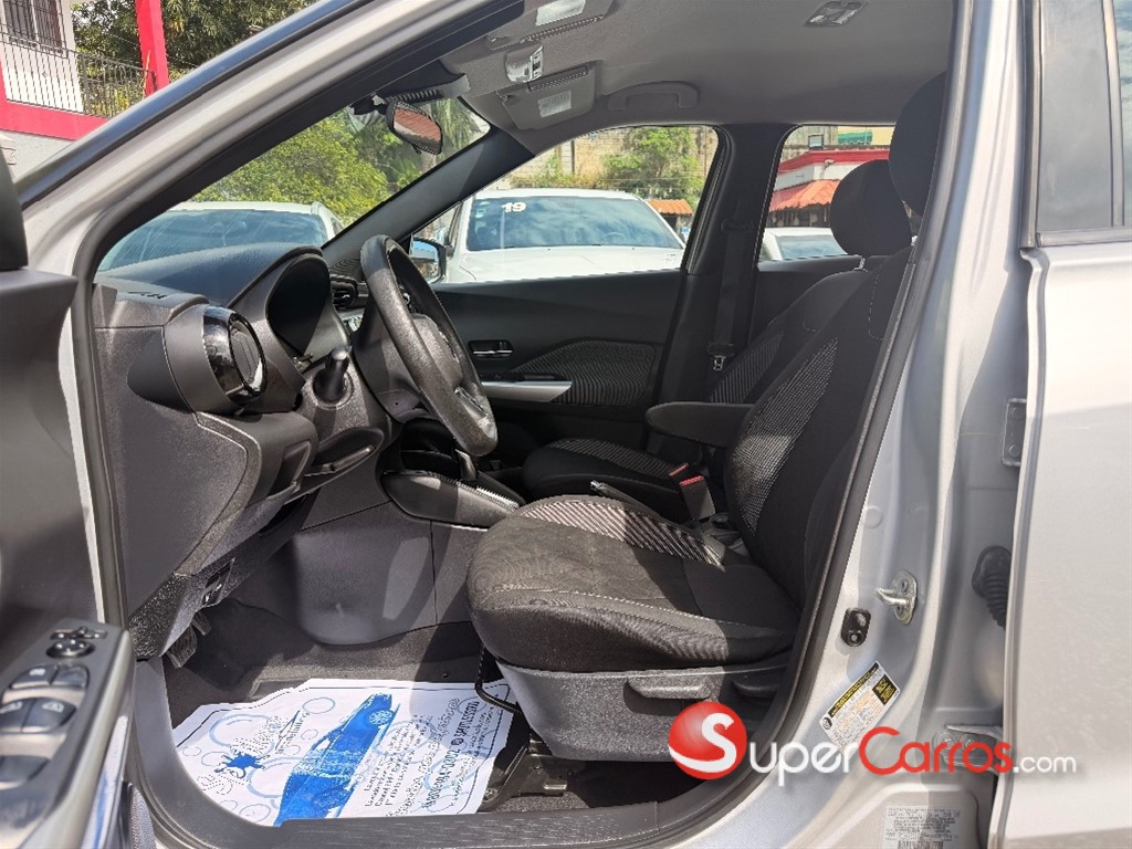2020 Nissan Kicks SV — foto 12 / 12