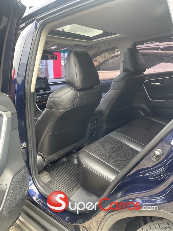 2019 Toyota RAV4 XLE — foto 7 / 12
