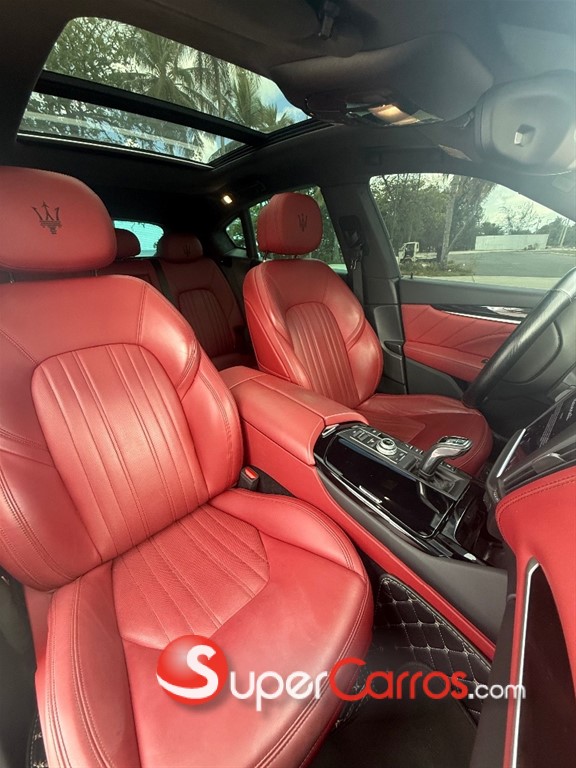 2022 Maserati Levante GT — foto 5 / 10