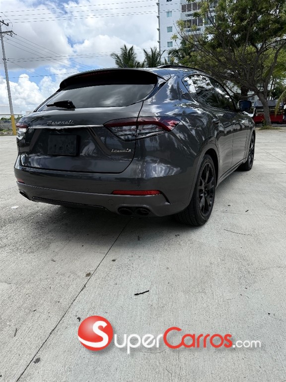 2022 Maserati Levante GT — foto 9 / 10