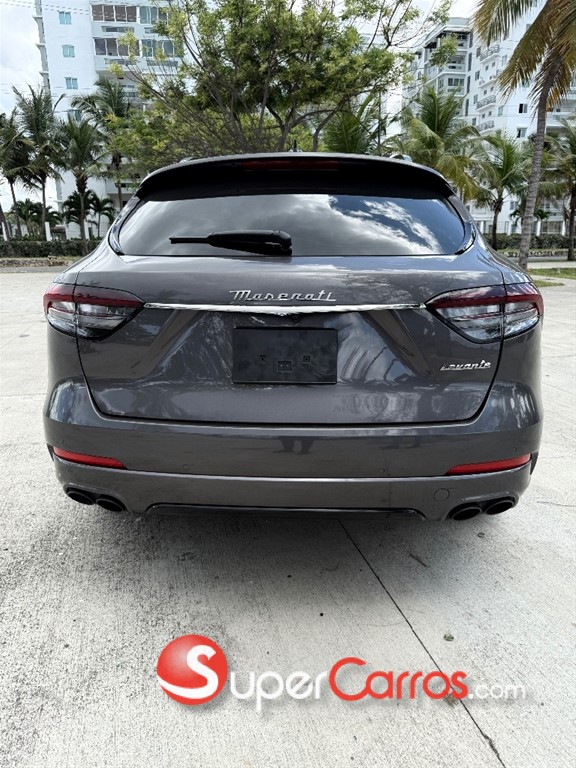 2022 Maserati Levante GT — foto 10 / 10