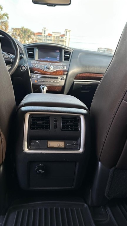2017 Infiniti QX-60 — foto 8 / 12