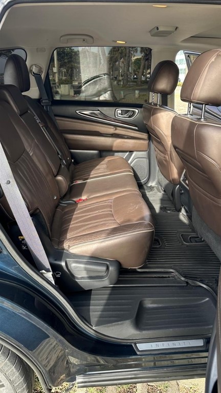 2017 Infiniti QX-60 — foto 11 / 12