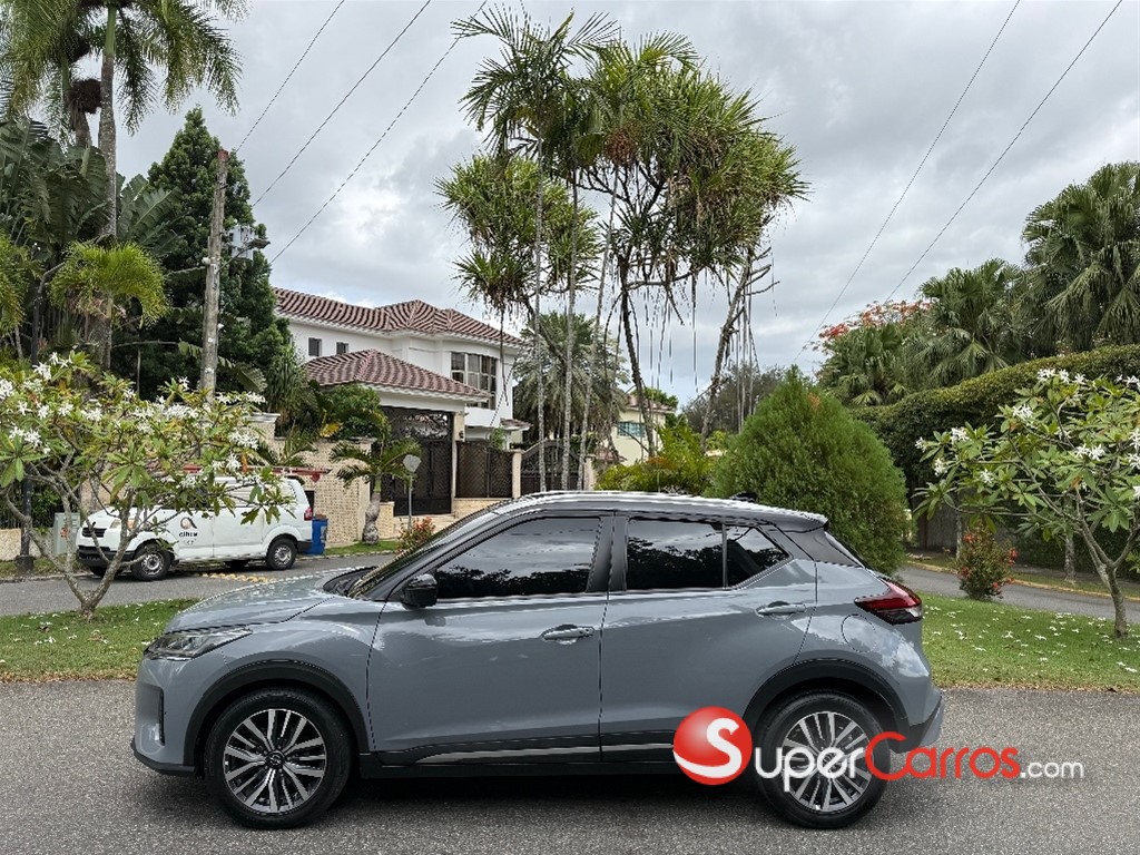 2023 Nissan Kicks — foto 4 / 8