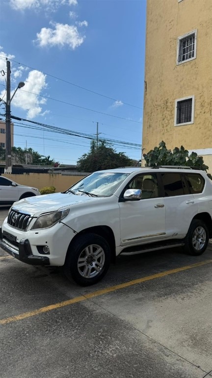 2012 Toyota Land Cruiser Prado — foto 3 / 8