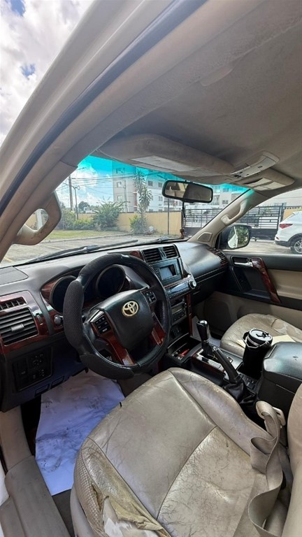 2012 Toyota Land Cruiser Prado — foto 8 / 8