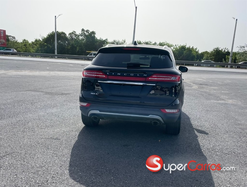 2019 Lincoln Mark — foto 4 / 10