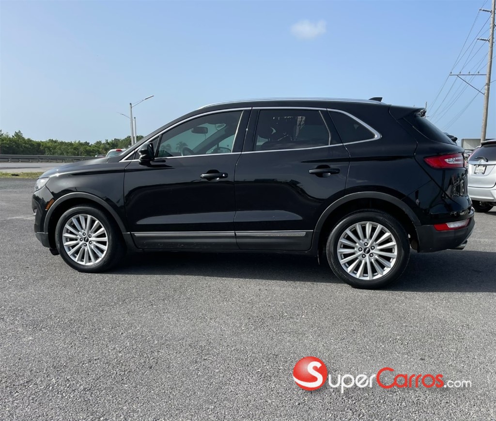 2019 Lincoln Mark — foto 6 / 10