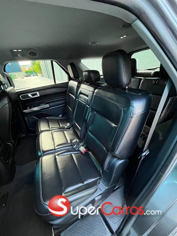 2022 Ford Explorer XLT — foto 10 / 10