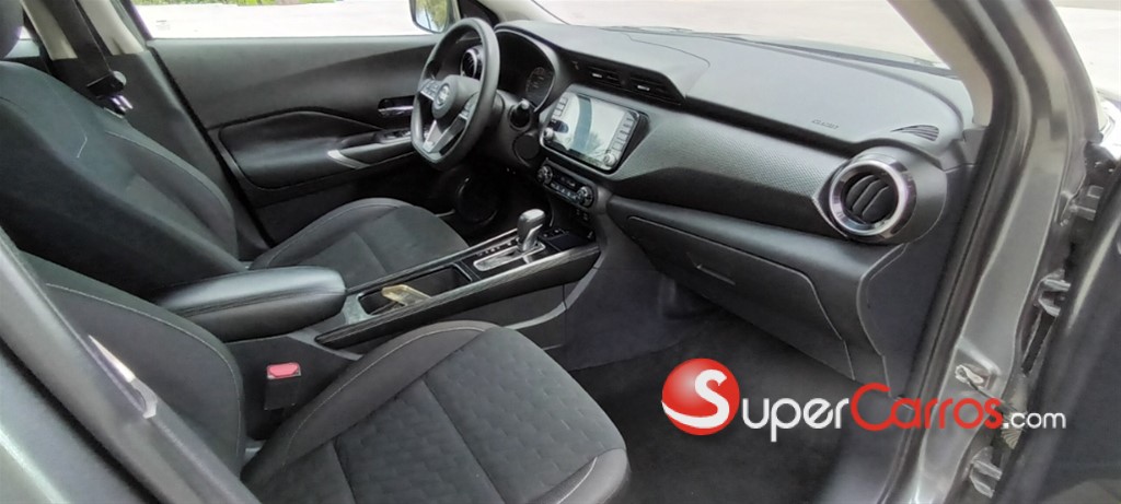 2021 Nissan Kicks SV — foto 11 / 12
