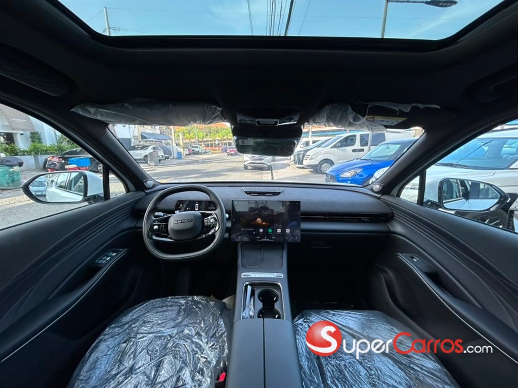 2026 OMODA C7 Ice Luxury — foto 7 / 12