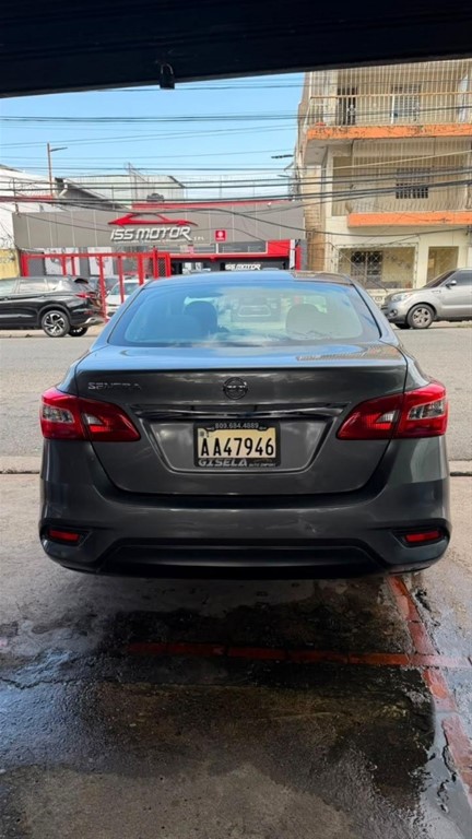 2019 Nissan Sentra SV — foto 2 / 10