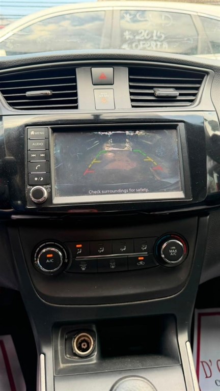 2019 Nissan Sentra SV — foto 6 / 10