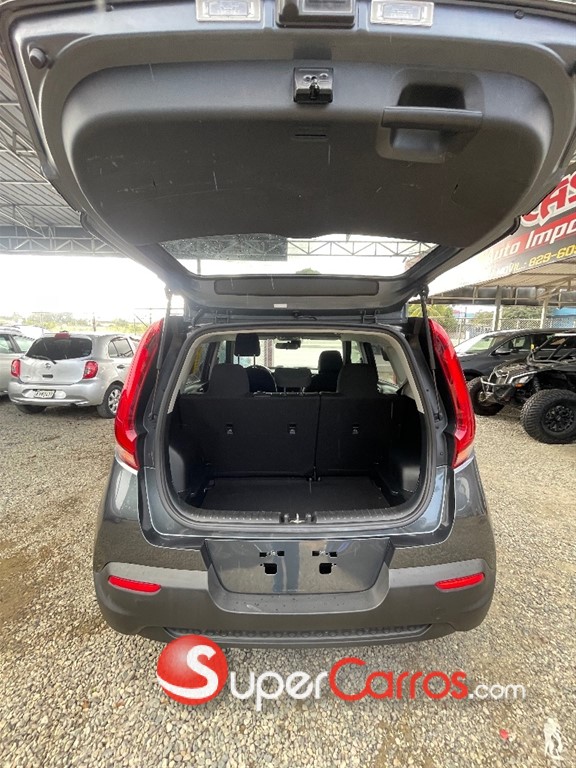 2020 Kia Soul — foto 7 / 12