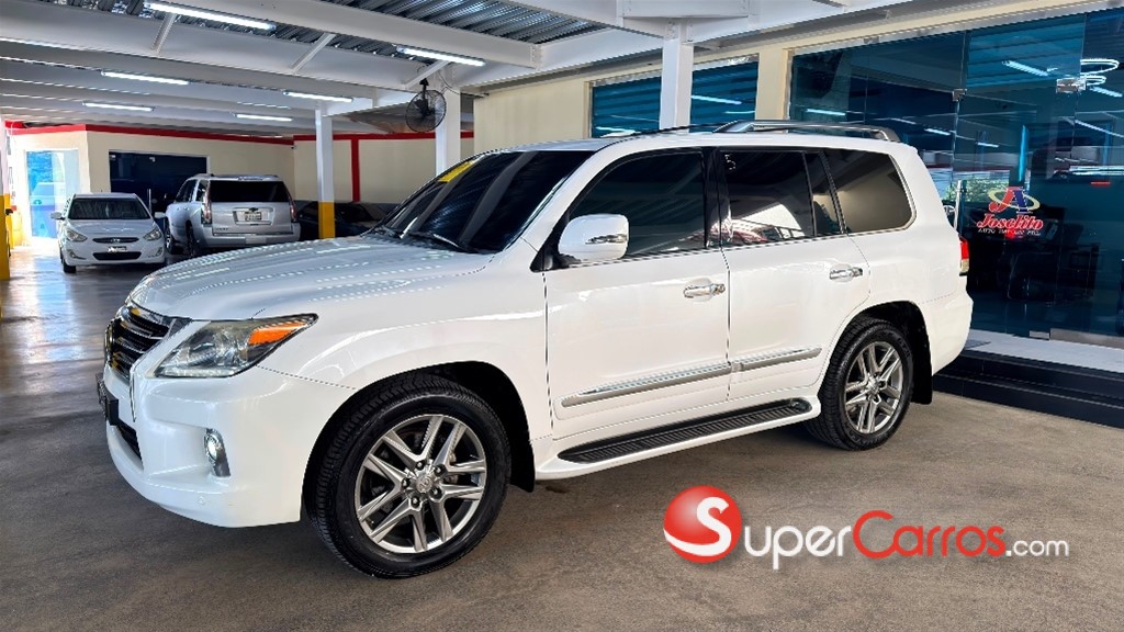 2015 Lexus LX 570 — foto 3 / 12