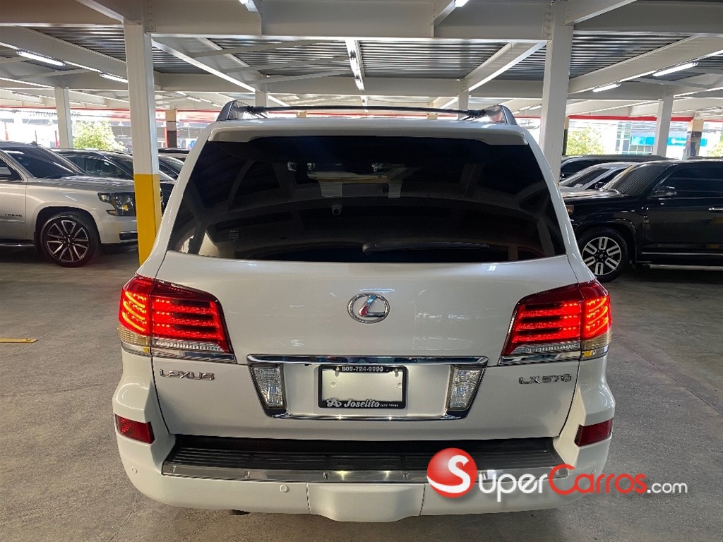 2015 Lexus LX 570 — foto 5 / 12