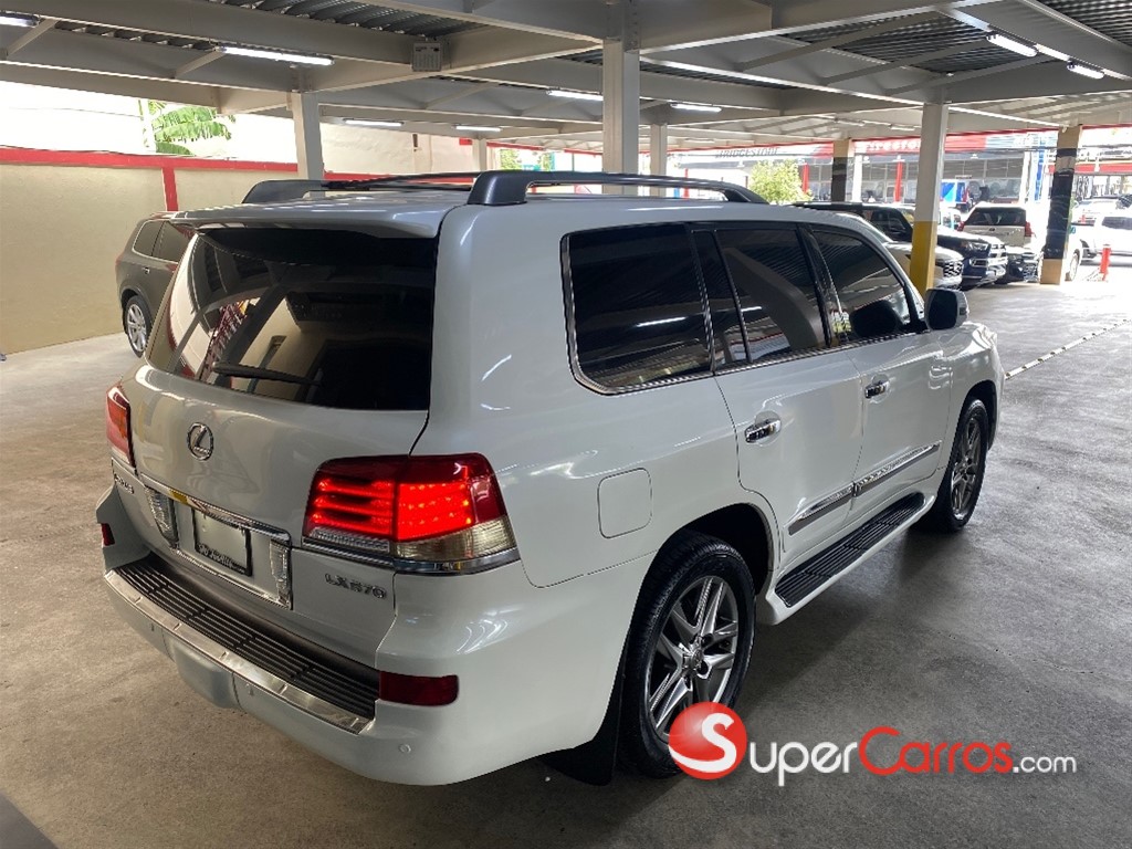 2015 Lexus LX 570 — foto 6 / 12