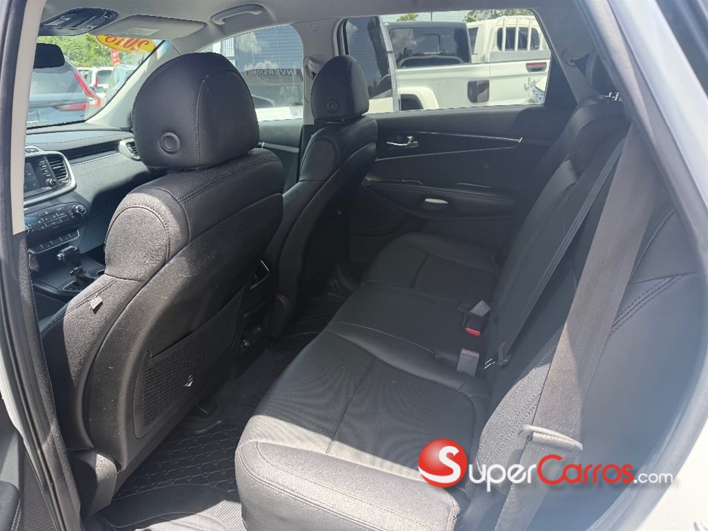 2018 Kia Sorento LX — foto 7 / 9