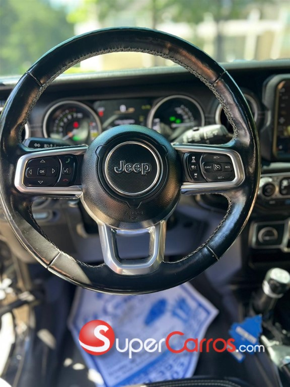 2021 Jeep Wrangler Sahara 4xe — foto 11 / 12