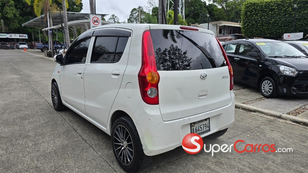 2009 Daihatsu Mira — foto 5 / 10