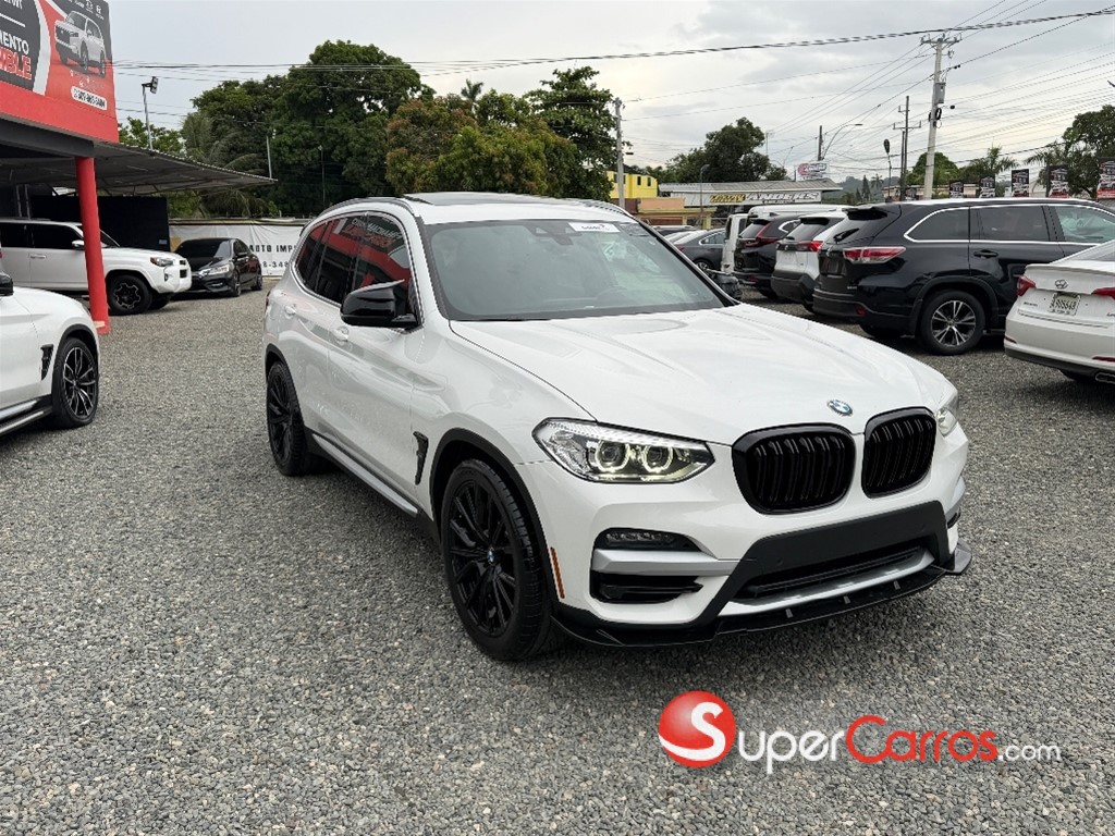 2020 BMW X 3 XDrive 30i — foto 4 / 12