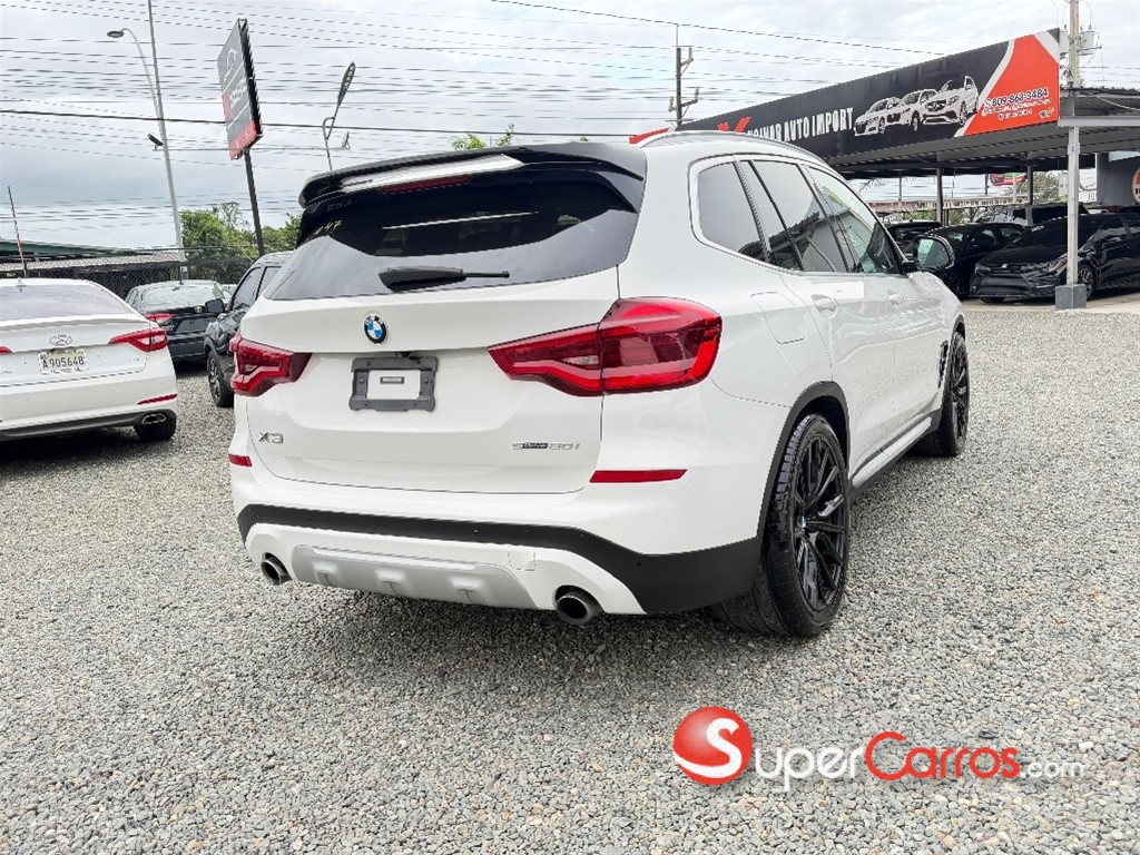 2020 BMW X 3 XDrive 30i — foto 12 / 12