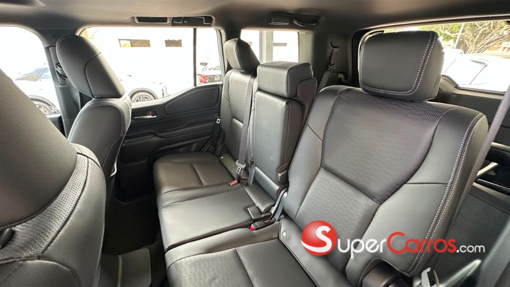 2027 Toyota Land Cruiser Prado All Rounder 02 — foto 5 / 9