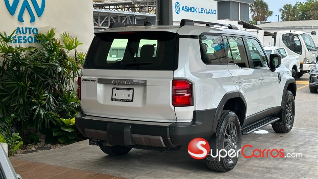 2027 Toyota Land Cruiser Prado All Rounder 02 — foto 9 / 9
