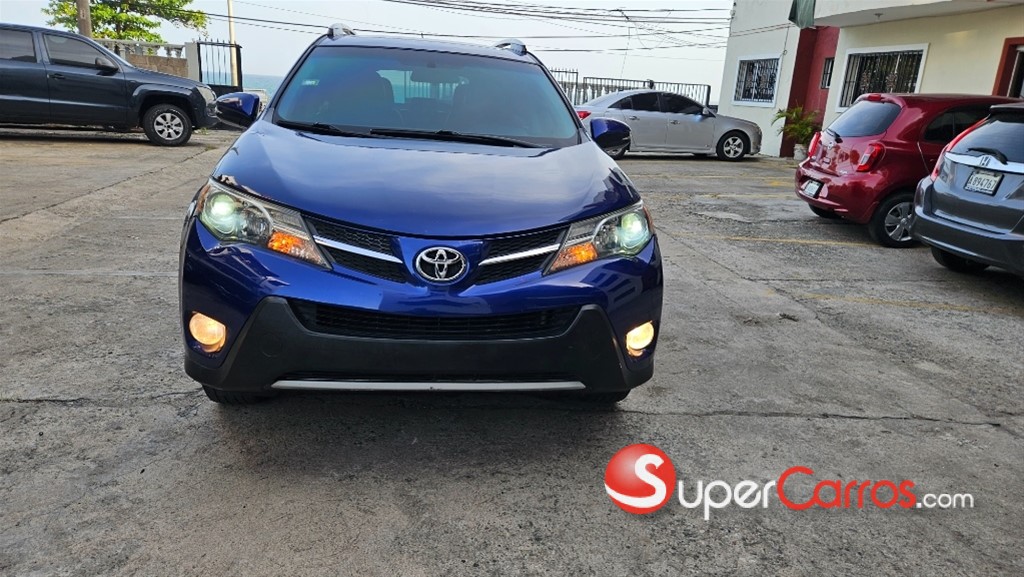 2015 Toyota RAV4 XLE — foto 3 / 12