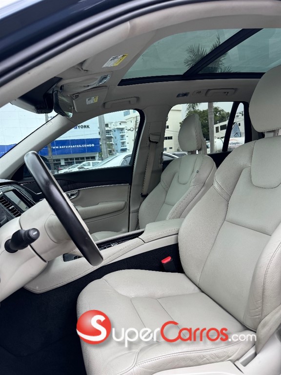 2020 Volvo XC90 T6 — foto 7 / 11