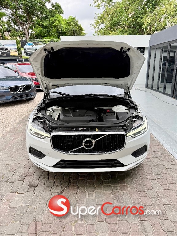 2020 Volvo XC60 Momentum T5 — foto 11 / 11