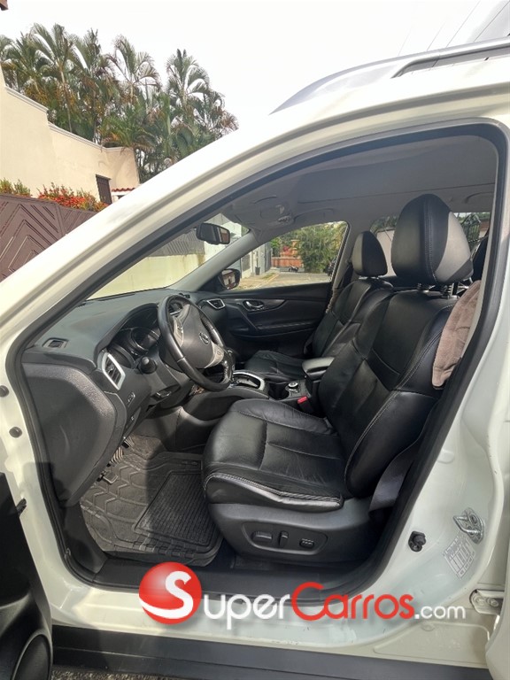 2017 Nissan X-Trail — foto 4 / 12