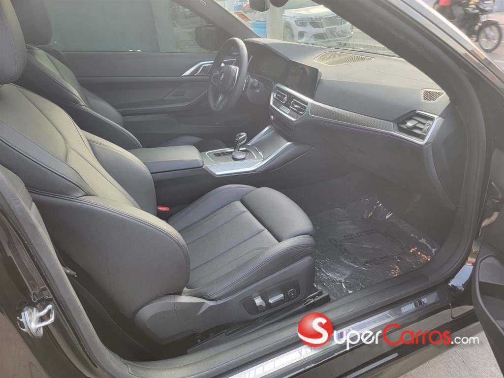 2021 BMW M 440i — foto 3 / 8