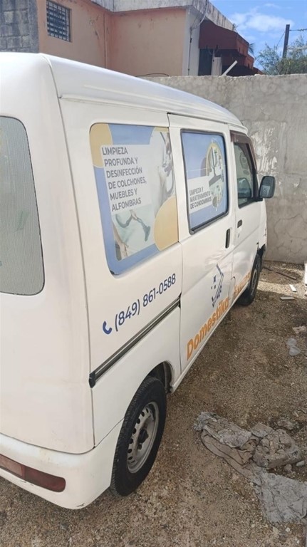 2014 Daihatsu Hijet — foto 2 / 6