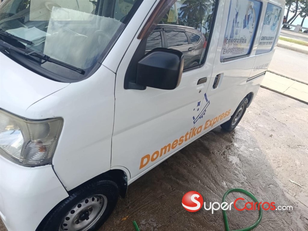 2014 Daihatsu Hijet — foto 6 / 6