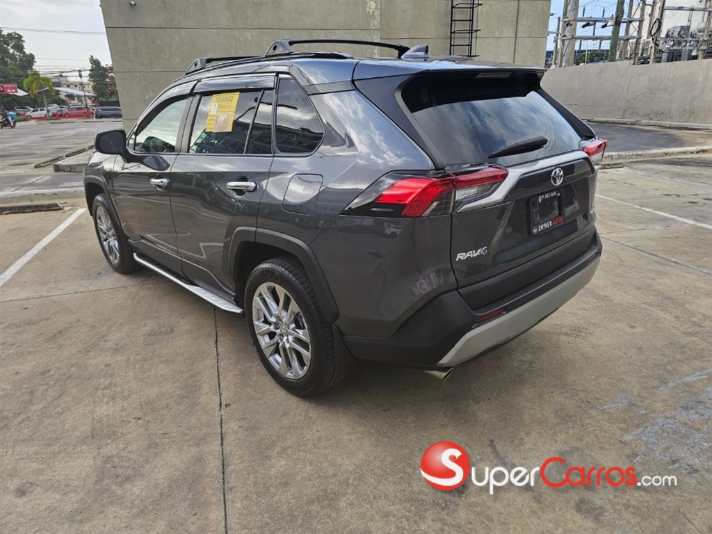 2021 Toyota RAV4 LE — foto 6 / 11