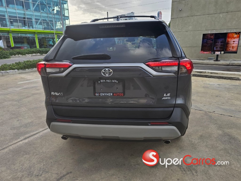 2021 Toyota RAV4 LE — foto 7 / 11