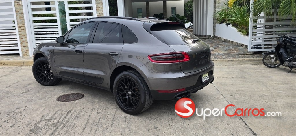 2018 Porsche Macan S — foto 4 / 12