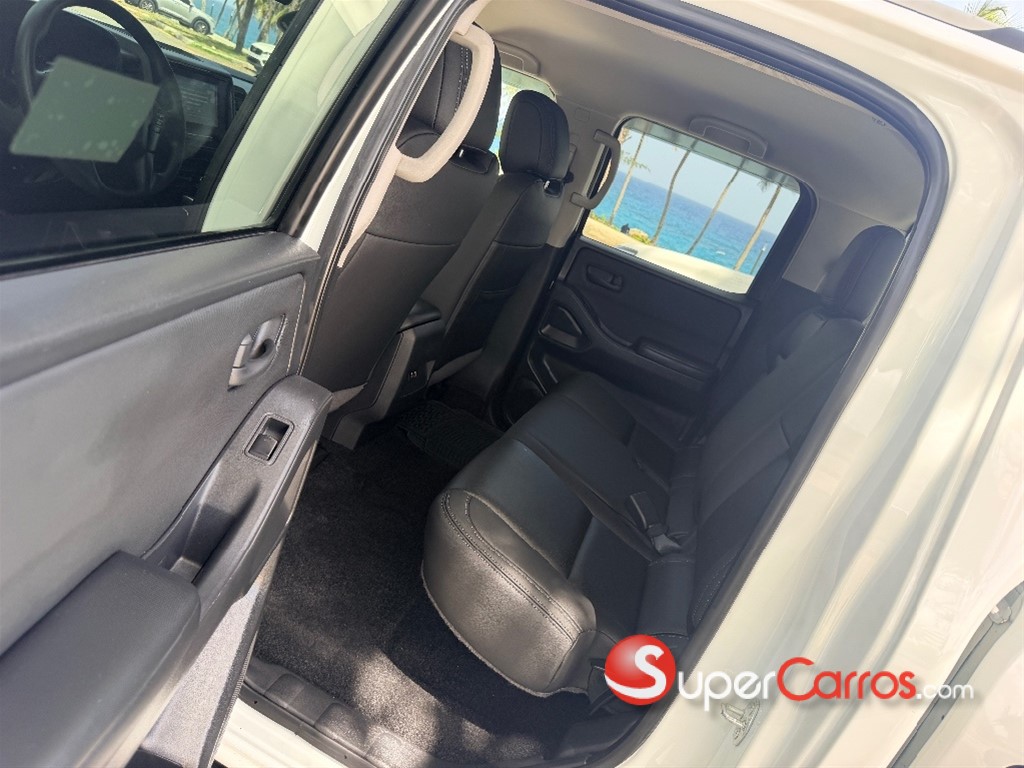 2024 Nissan Frontier — foto 8 / 11