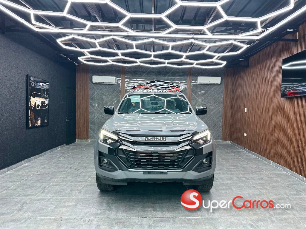 2027 Isuzu DMAX LSE — foto 2 / 11