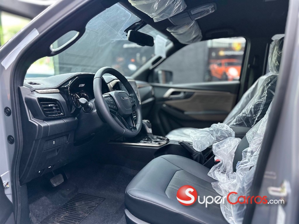 2027 Isuzu DMAX LSE — foto 11 / 11