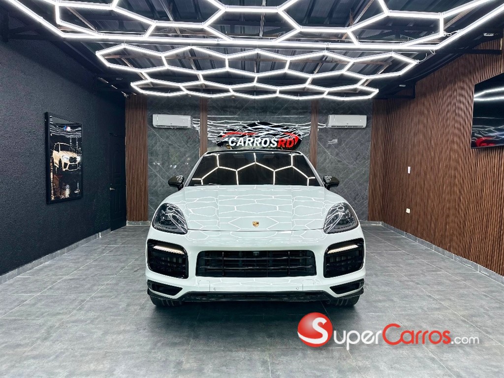 2022 Porsche Cayenne GTS — foto 3 / 11