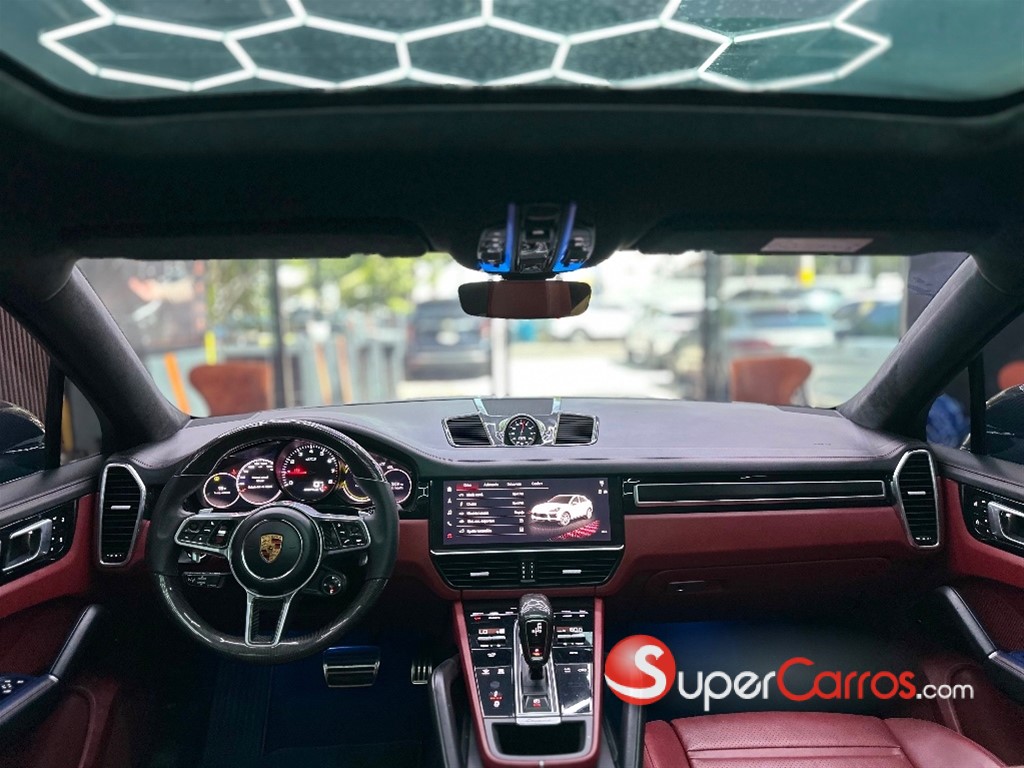 2022 Porsche Cayenne GTS — foto 7 / 11