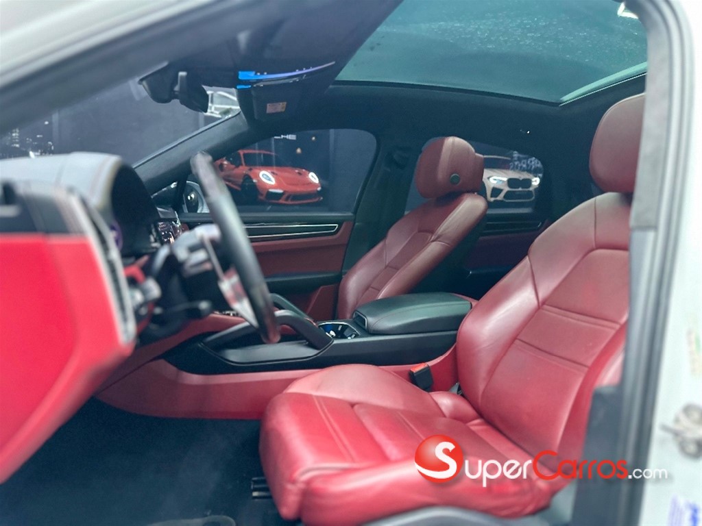 2022 Porsche Cayenne GTS — foto 11 / 11