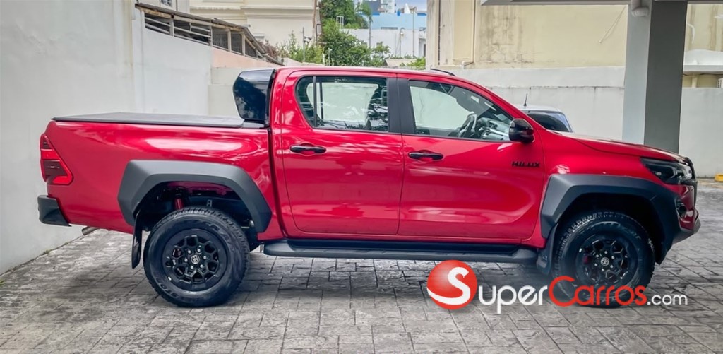 2027 Toyota Hilux GR Sport — foto 3 / 11