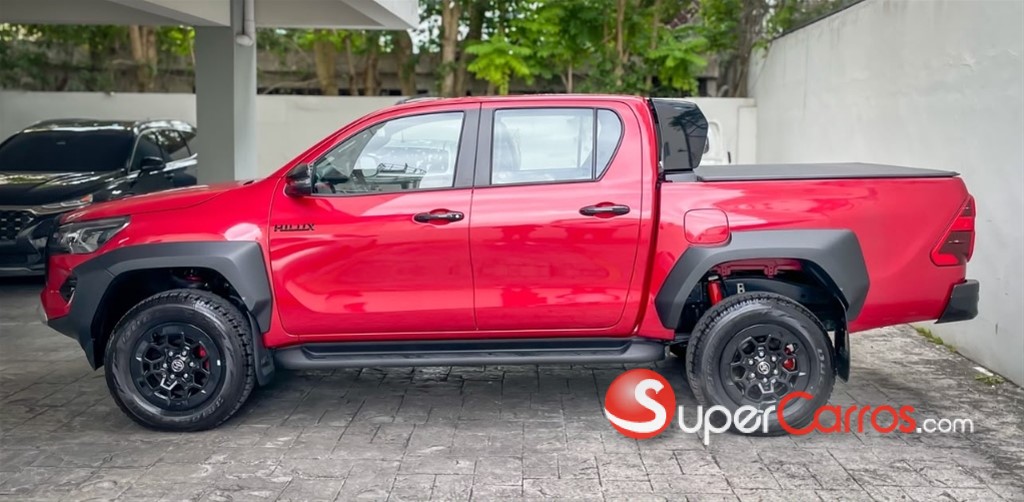 2027 Toyota Hilux GR Sport — foto 4 / 11