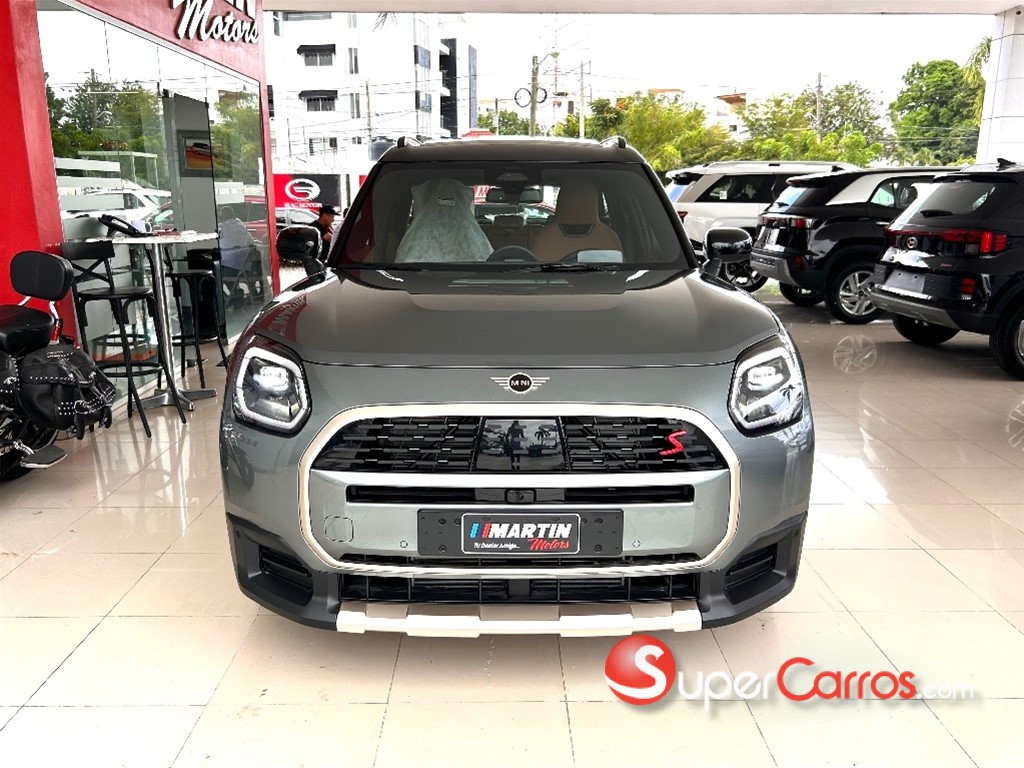 2026 Mini Cooper Countryman S ALL4 — foto 2 / 10