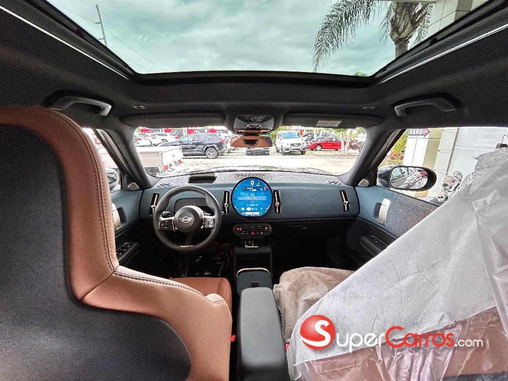2026 Mini Cooper Countryman S ALL4 — foto 9 / 10